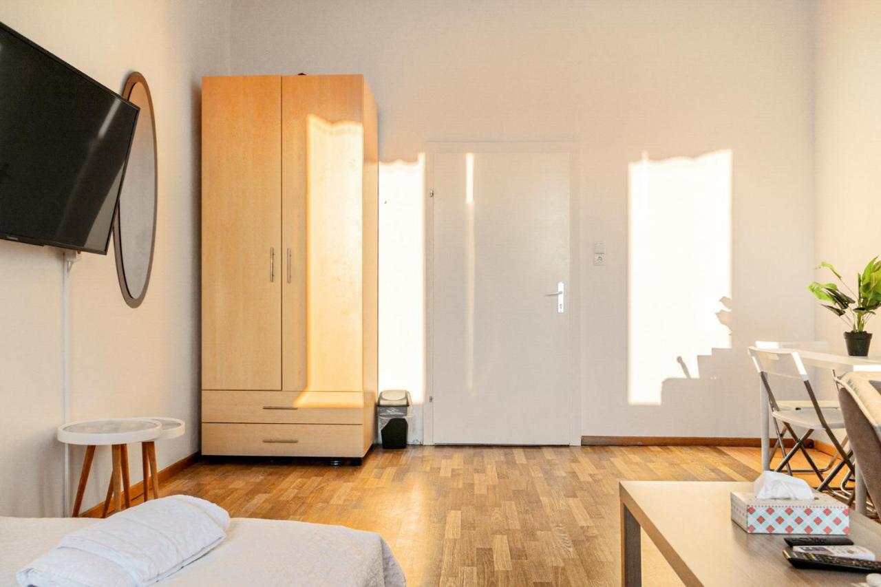 Joyful 2Br Apt. @ Millenium Tower And The Danube Bécs Kültér fotó